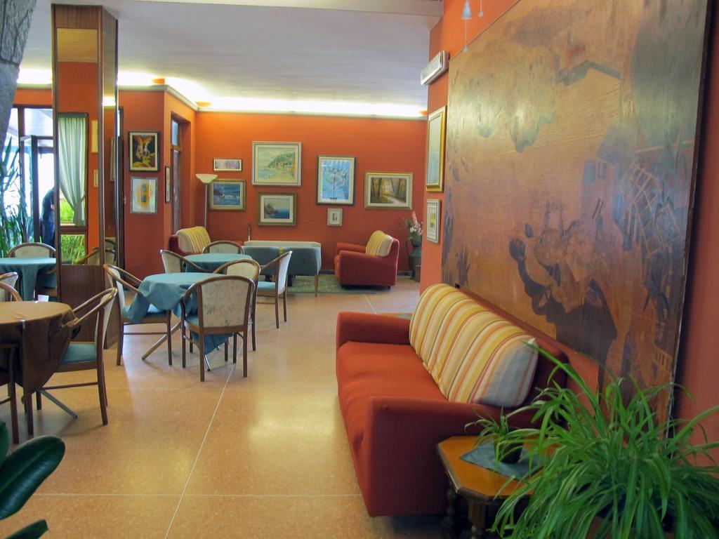 Hotel Capo Noli Exterior foto